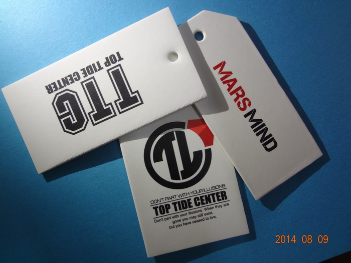 服裝防偽吊牌的制作和用途